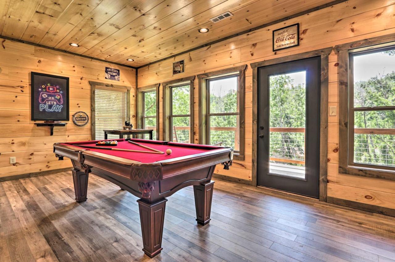 Modern Cabin With Hot Tub And Game Room In Gatlinburg! Exterior foto